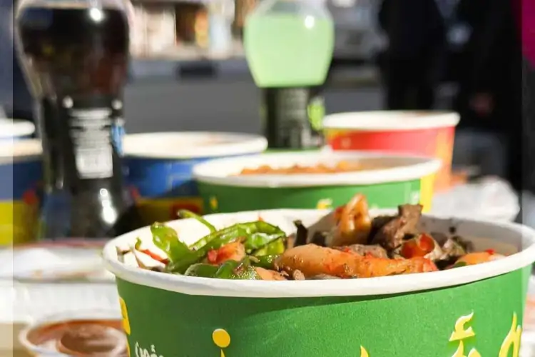 داخل مطعم الكشري